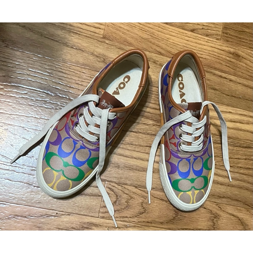Size 5B Coach Rainbow Pride Sneakers!